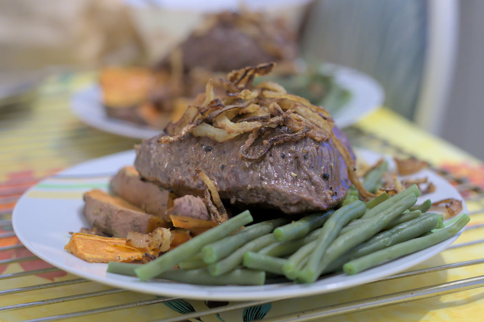 Steak mit Bohnen und Süßkartoffel